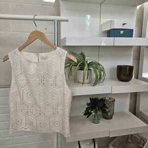 Crochet Lace Sleeveless Top